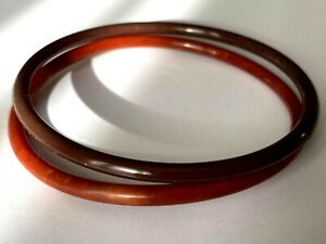 【送料無料】ジュエリー・アクセサリー ブレスレットヴィンテージプラスチックマロンブルンロットlot de 2 bracelet tres fin vintage plastique marron amp; brun etat neuf