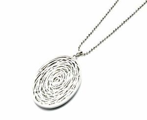 【送料無料】ジュエリー・アクセサリー ジャンパーネックレスオーバルペンダントモチーフオープンシルバーメタルcl484 sautoir collier pendentif ovale motif ajoure metal argente avec inter
