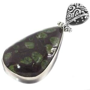 【送料無料】ジュエリー・アクセサリー ペレドオインマトリックススクロールクラスプマッシブシルバーペンダント44cm peridot en matrice defiler fermoir 925 pendentif argent massif