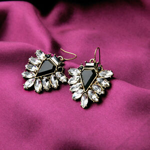 【送料無料】ジュエリー・アクセサリー ゴールドイヤリングアートデコトライアングルクリスタルブラックレトロboucles doreilles dore pendant art deco triangle cristal noir retro bb9