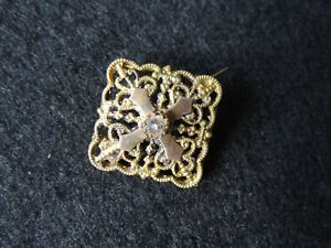 【送料無料】ジュエリー・アクセサリー ブローチラインストーンヴィンテージジュエリーancienne broche en metal dore et strass, orne dune croix bijoux vintage