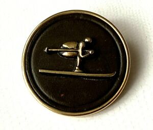 【送料無料】ジュエリー・アクセサリー レアブローチヴィンテージコレクタースキーヤーセルrare broche vintage collector ski skier cerle dore 3,1cm etat quasi neuf 14,235円