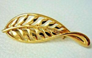 【送料無料】ジュエリー・アクセサリー ゴールドトーンリーフブローチbroche vintage neuf dore feuille stylise goldtone leaf brooch pins 6,1cm｜hokushin