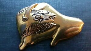 【送料無料】ジュエリー・アクセサリー オリジナルバイソンブローチヴィンテージゴールドメタルgrande broche originale bison prehistorique metal dore xxeme vintage