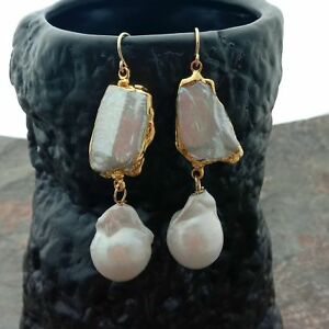 【送料無料】ジュエリー・アクセサリー ホワイトビワパールケシパールゴールドメッキイヤリングwhite biwa pearl keshi pearl gold plated earrings