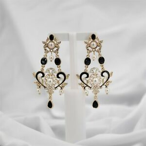 【送料無料】ジュエリー・アクセサリー イヤリングゴールデンクリュブラックホワイトハートバロックパールレトロboucles doreilles clous dore noir blanc email coeur perle baroque retro yw1