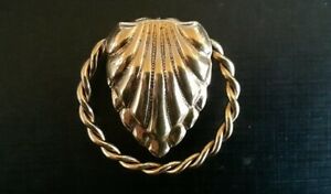 【送料無料】ジュエリー・アクセサリー メタルスカーフゴールドシェルヴィンテージシェルブローチクリップbroche pince a foulard ancien metal dore coquille coquillage vintage xxeme