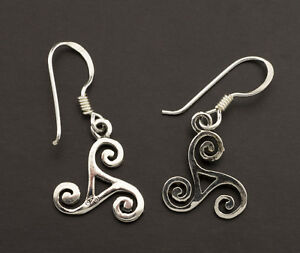 【送料無料】ジュエリー・アクセサリー イヤリングイヤリングシルバーケルトジュエリーboucles oreilles noeud celte triskell en argent 925 bijoux celtique 6939 m32