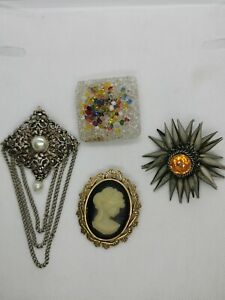 【送料無料】ジュエリー・アクセサリー ロットオールドファンタジーブローチlot broches anciennes fantaisie ref d50