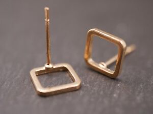 【送料無料】ジュエリー・アクセサリー グージョンシンボルスクエアミニマルゴールドgoujon symbole carre minimal onear or