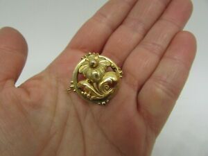 【送料無料】ジュエリー・アクセサリー メッキブローチアートメッキブローチbroche plaque or artnouveau decor floral goldplated brooch