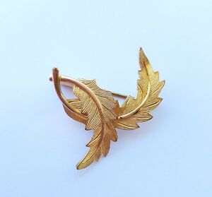 【送料無料】ジュエリー・アクセサリー ブローチゴールドプレートパターンbroche ancienne plaque or motif feuillesav54