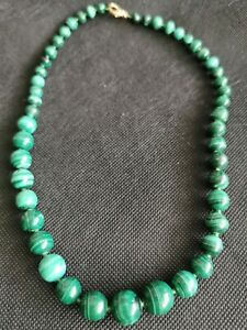 【送料無料】ジュエリー・アクセサリー ヴィンテージネックレスパールデマラカイトクレシェンドcollier vintage perles de malachite crescendo ref s128