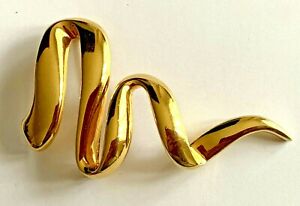 【送料無料】ジュエリー・アクセサリー ブローチパールアブストトラインゴールデンmagnifique broche signe e pearl ligne abstrait 3d dore 6cm