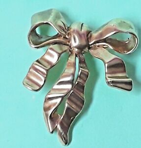 【送料無料】ジュエリー・アクセサリー ビンテージノットゴールドメタルピンvintage broche metal dore en forme de n?ud 21,456円
