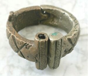 【送料無料】ジュエリー・アクセサリー メタルエスニックブレスレットグラムbracelet ethnique en metal 300 grammes
