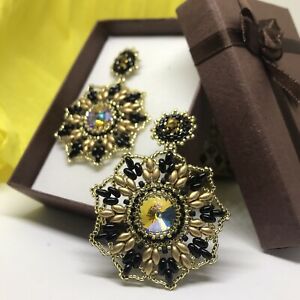 【送料無料】ジュエリー・アクセサリー オレッキーニドナペリーヌスワロフスキーペンデンティファットアマノネロオロorecchini donna perline swarovski pendenti fatto a mano nero oro