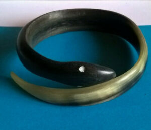 【送料無料】ジュエリー・アクセサリー レトロブレスレットbracelet ancien retro serpent en corne bovine folk art