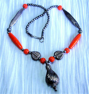 【送料無料】ジュエリー・アクセサリー シルバーメタルネックレスオレンジグラスju193 collier metal argente et verre orange 20,860円
