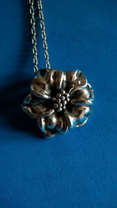 【送料無料】ジュエリー・アクセサリー シルバーペンダントフラワースターリングペンダントpendentif en argent fleur sterling pendant