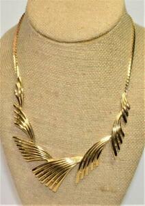 【送料無料】ジュエリー・アクセサリー ヴィンテージトリファリゴールデンポリネックレスvintage 1980s signe trifari dore poli 16 collier