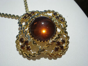 【送料無料】ジュエリー・アクセサリー メタルドーアガラスパテラインストーンネックレスbeau collier ancien en metal dorepate de verre et strass 15,826円