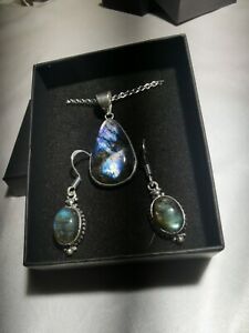 【送料無料】ジュエリー・アクセサリー ラブラドリットネックレスシルバーメッキイヤリングparure collier labradorite et boucles doreilles plaque argent 925