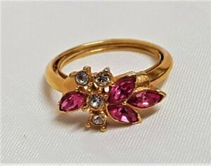 【送料無料】ジュエリー・アクセサリー ビジューヴィンテージバゲリングシグネエイボンクリスタルローズブランメトロルドレbijou vintage bague ring t59 signe avon cristal rose blanc metal dore a8｜hokushin