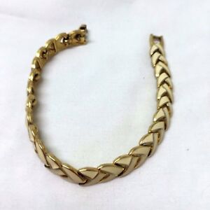 【送料無料】ジュエリー・アクセサリー ヘムシェブロンエナメルブレスレットジュエリーvintage bigiotteria bellissima anni 1970 firmato dorla chevron braccialetto dello smalto