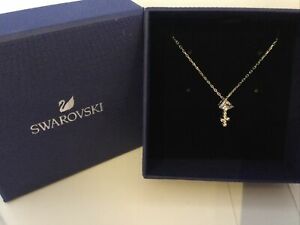 【送料無料】ジュエリー・アクセサリー スワロフスキークリスタルペンダントネックレスcollana con ciondolo di swarovski crystal 16,775円