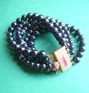 【送料無料】ジュエリー・アクセサリー ブレスレットランズパールズノワールファンテイシーエストラス47    bracelet 5 rangs perles noires fantaisie et strass