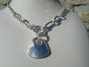 【貨物輸送無料】宝飾品・佩び物 ボーコリアーアベックペンダントクールエンアージェントbeau collier  avec pendant coeur en argent