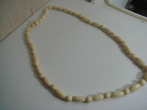 【貨物輸送無料】宝飾品・佩び物 コリアーアンシアンダフリクロンジューcollier ancien dafrique longueur 64 糎