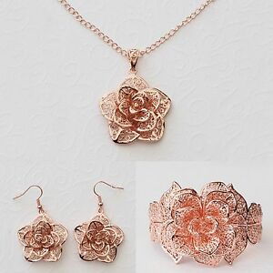 【貨物輸送無料】宝飾品・付属品 ネックレスイヤリングブレスレットカラーゴールドローズイヤリングコリアーシュマックセット