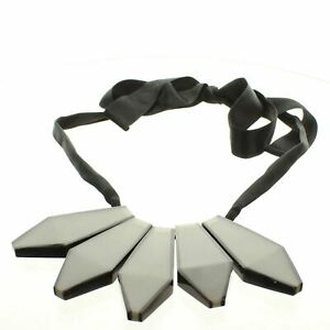 【貨物輸送無料】宝飾品・付属品 リボンマルニネックレスmarni collana con nastro nero