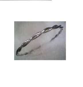 【貨物輸送無料】宝飾品・付属品 シルバースターリングダブルツイストブレスレット￡nuovo argento sterling braccialetto a doppia torsione 149148 ￡ 80