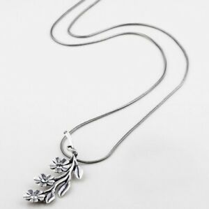 【貨物輸送無料】宝飾品・付属品 マイルネックレススパークリングフラワーズmiglio collana sparkling flowers