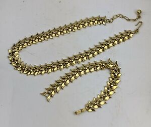 【貨物輸送無料】宝飾品・付属品 ヴィンテージゴールドトーンネックレスブレスレットセットジュエリーvintage trifari tono oro collana e braccialetto set c1960s bigiotteria