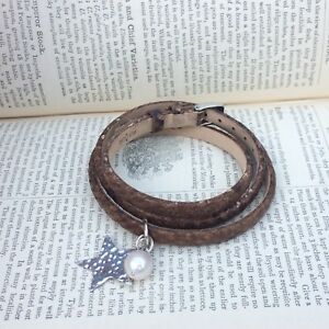 【貨物輸送無料】宝飾品・付属品 ブラウンスネークスキンラップレザーブレスレットパールスターリングシルバースターbrown pelle di serpente pelle wrap bracciale con perle e sterling silver star