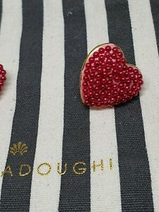 【送料無料】ジュエリー・アクセサリー レレサドーイゴールドトーンパールレッドセットハートボタンイヤリングlele sadoughi gold tone rosso perla incastonati orecchini a bottone cuore