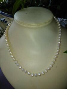 【送料無料】ジュエリー・アクセサリー コリアーアンペルファインブランシュセタットコムヌフcollier en perles fines blanche s etat comme neuf