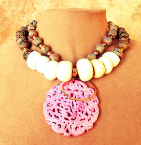 【送料無料】ジュエリー・アクセサリー ピンクペンダントアフリカcollana grande ciondolo rosa intagliato giada bianco africano a mano ottone