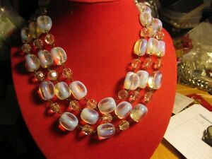 【送料無料】ジュエリー・アクセサリー コリアーアンシアンアトロワランズアンパテドヴェレアネスcollier ancien a trois rangs en pate de verre annees 4050