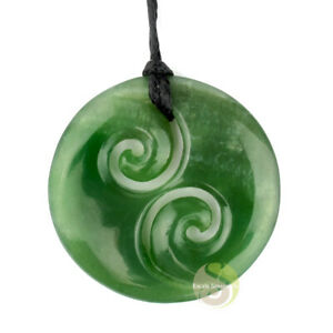 【送料無料】ジュエリー・アクセサリー ペンデンティフマオリジェイドヴェールダブルコルマオリアートpendentif maori jade vert double koru maori art