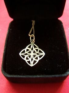 【送料無料】ジュエリー・アクセサリー レディースシルバーネックレスシルバーペンダントladies argento collana e pendente dargento, 925
