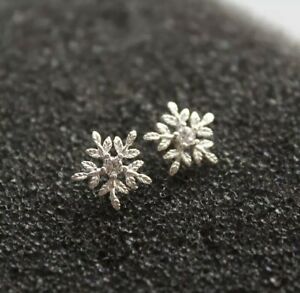 【送料無料】ジュエリー・アクセサリー イヤリングシルバースノーフレークイヤリングスノーフレークシルバーorecchini donna fiocco di neve argento 925 women earring snowflake silver 925