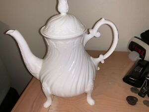 【送料無料】キッチン用品・食器・調理器具・陶器 サリーコレクションファインボーンチャイナクラウンスタッフォードシャーティーセットヴィンテージSurrey Collection Fine Bone China Crown Staffordshire Tea Set Vintage