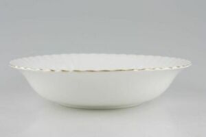 【送料無料】キッチン用品・食器・調理器具・陶器　ロイヤルアルバートヴァルドールサービングボウルRoyal Albert - Val D'Or - Serving Bowl - 220036G