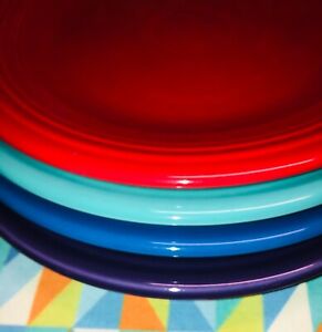 【送料無料】キッチン用品・食器・調理器具・陶器　新しい明るいミックスセットミックスカラーディナープレートフィエスタフリーシップNEW BRIGHT MIX SET 4 FIESTAWARE 10.5 MIXED COLOR DINNER PLATES FIESTA FREE SHIP 15,606円