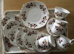 【送料無料】キッチン用品・食器・調理器具・陶器　ヴィンテージ公爵夫人ティーセットVintage Duchess Tea Set GC